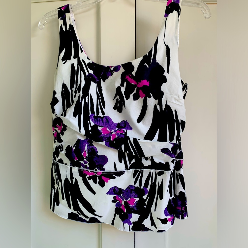 Tahari floral top